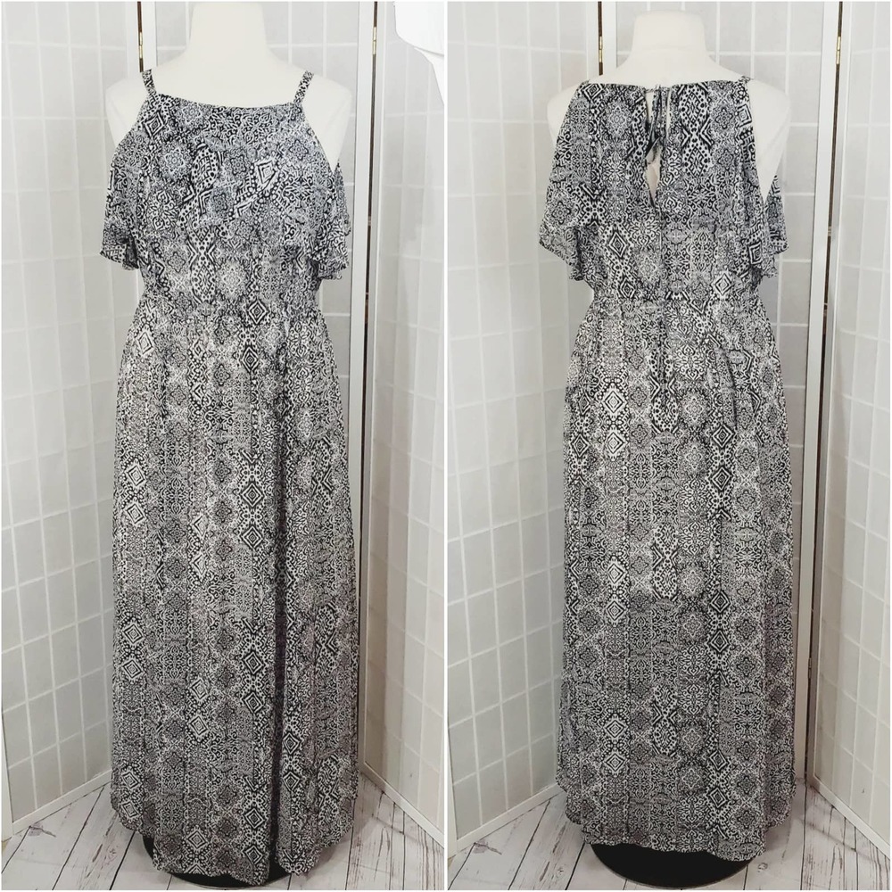 NWT Torrid Ikat Slit Maxi Dress Size: 2X (18/20) - Picture 6 of 6